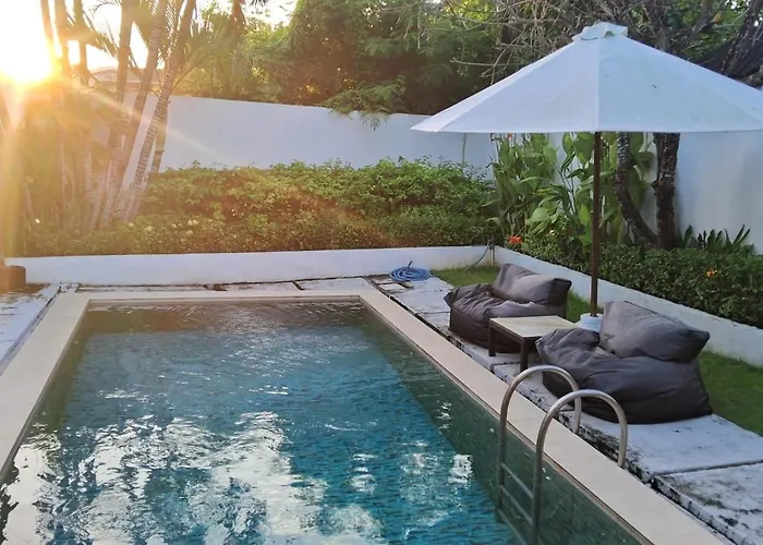 Pool Private And Romantic In Bali Kuta Lombok